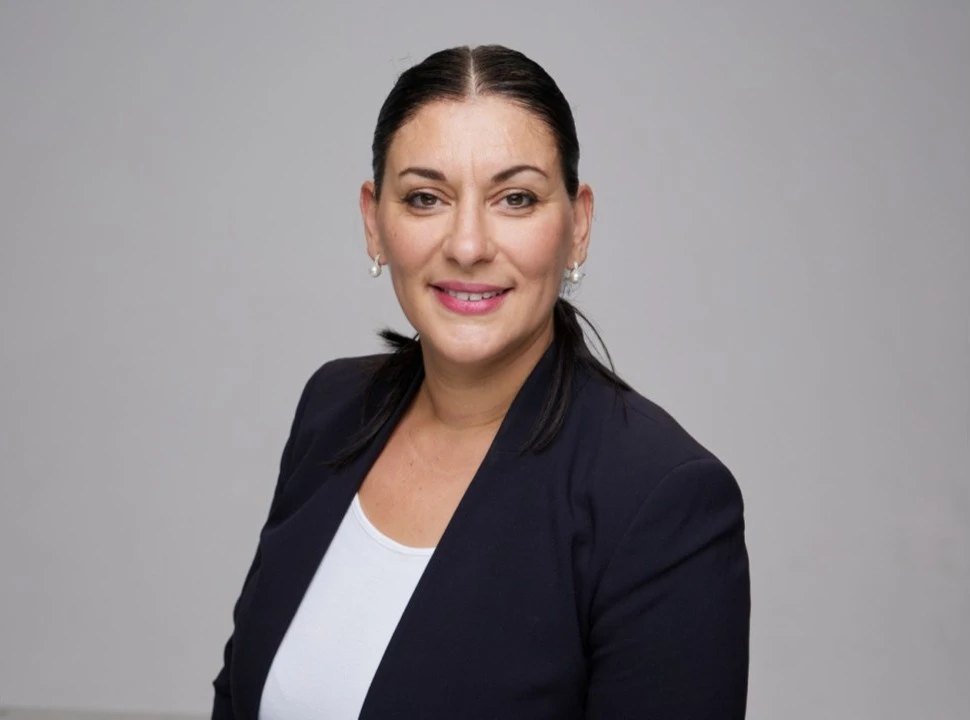 Dr. Chahira